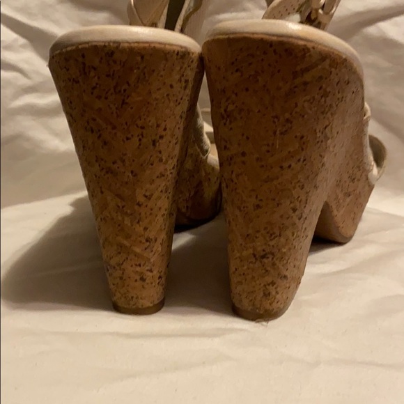 NAYA white cork open toed wedge - Picture 7 of 8
